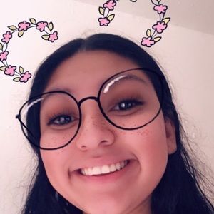 Meet your Posher, Rlizabeth